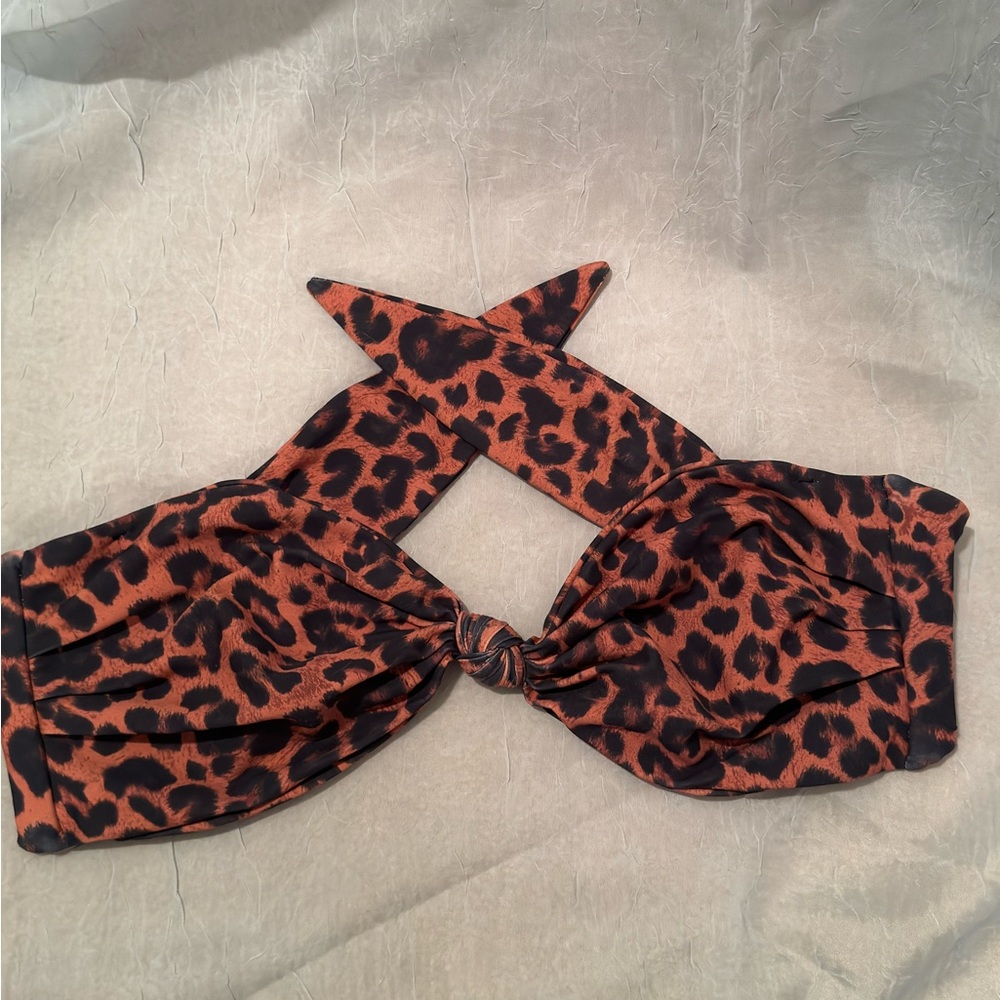 🐆 medium Skatie leopard lyndi bikini TOP ONLY